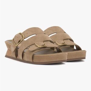 Vince Camuto VC-Freoda sandals